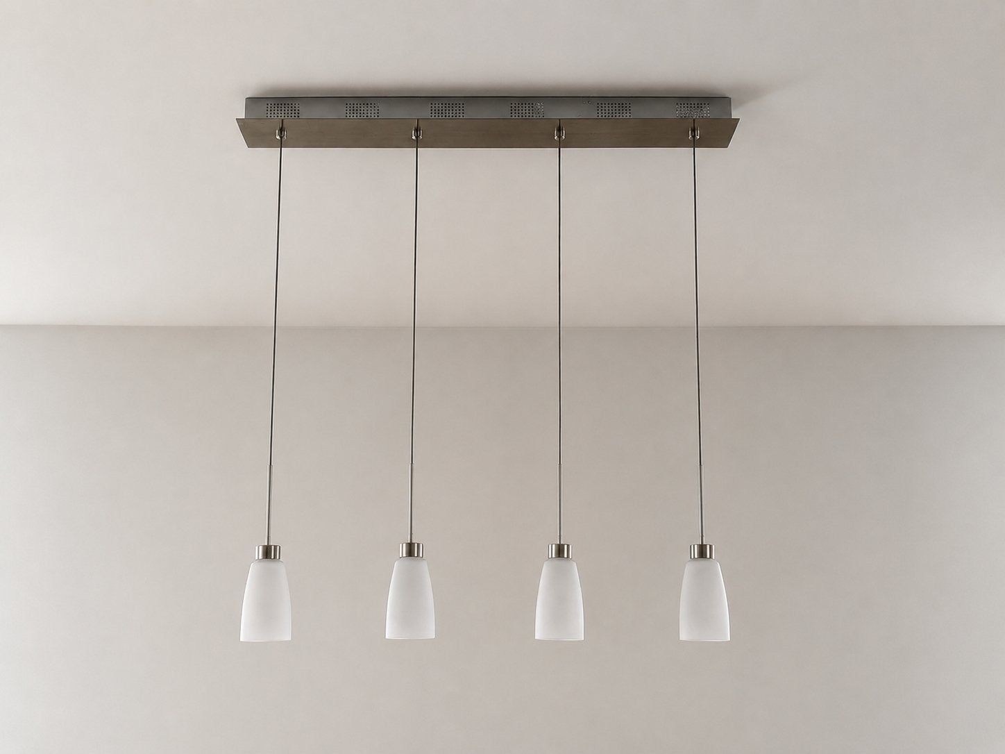 Originele Ligne Roset hanglamp met 4 pendels, Huis en Inrichting, Ophalen, Zo goed als nieuw
