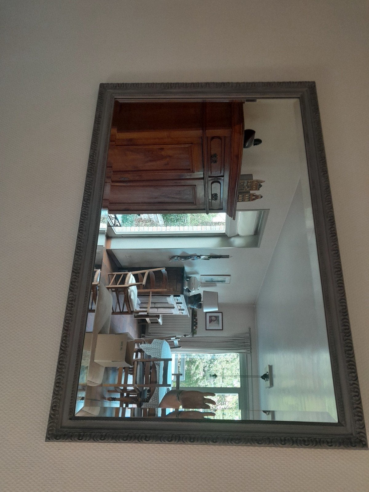 miroir biseauté et encadré bois peint., Moins de 100 cm, Comme neuf, Enlèvement, Rectangulaire