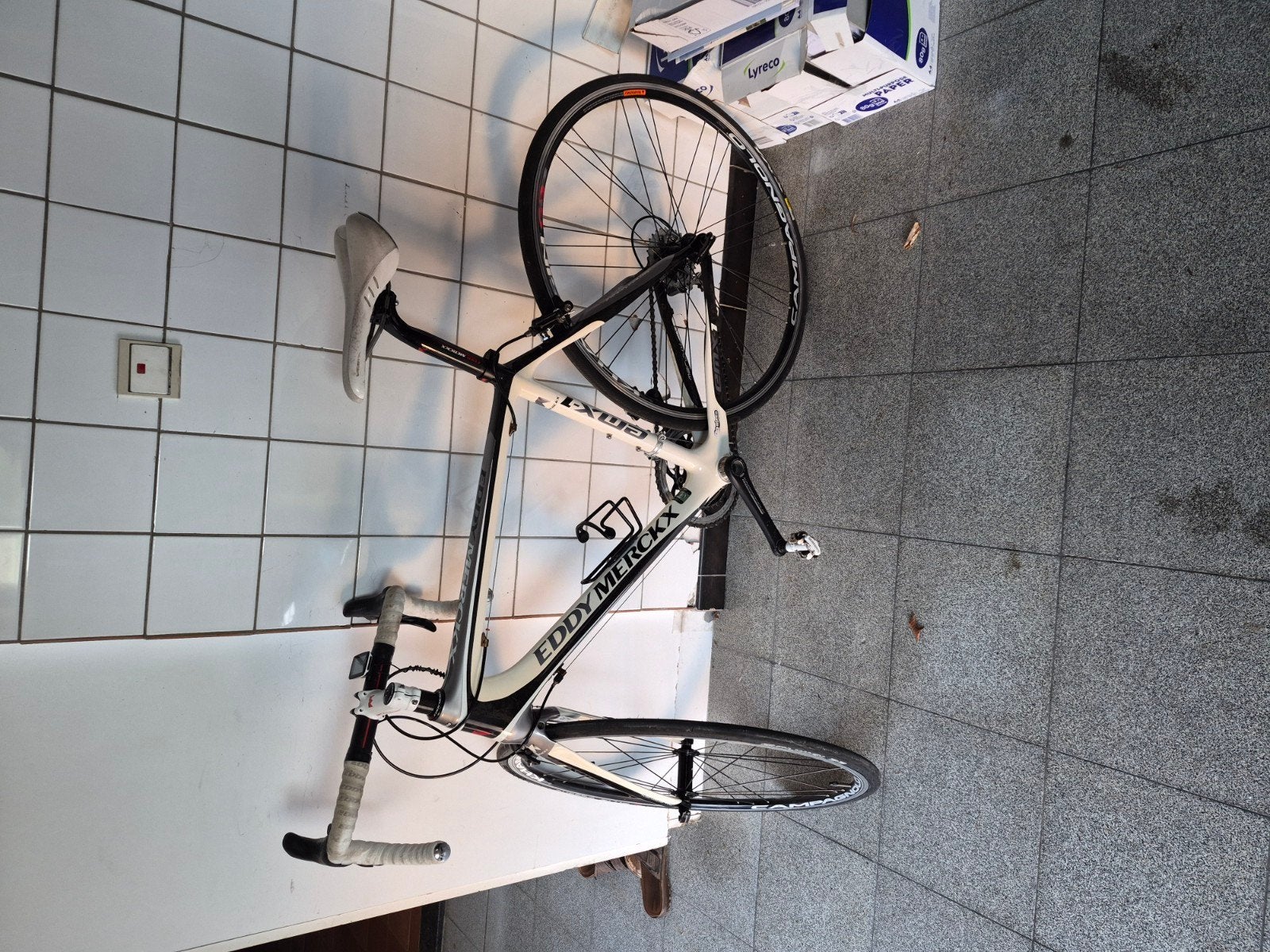 Koersfiets Eddy merckx EMX, Enlèvement