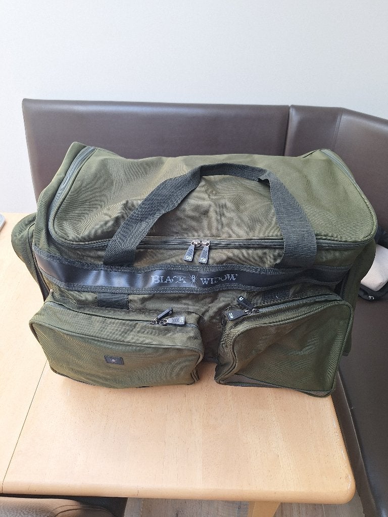 SPORTAS/ HENGELTAS DAIWA BLACK WIDOW, Watersport en Boten, Ophalen, Zo goed als nieuw, Koffer of Tas