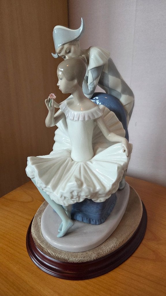 NAO (Lladro) groot porselein beeld "A Dream Come True", Enlèvement, Neuf, Humain