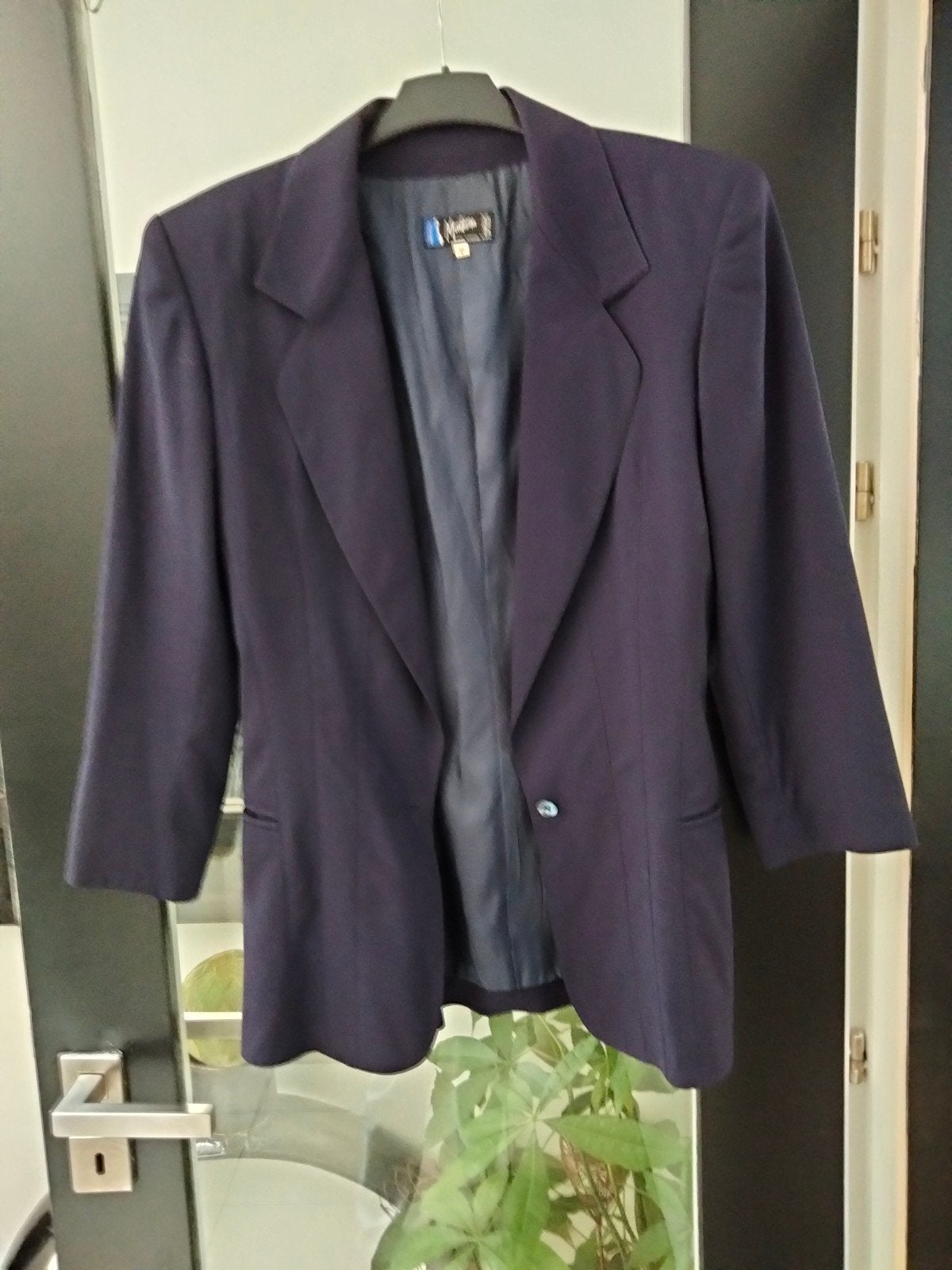 Donkerblauwe dames blazer.Gecentreerd, Ophalen of Verzenden