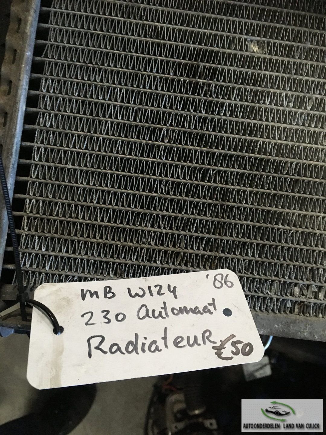 Mercedes w124 230 1986  automaat Radiateur, Auto-onderdelen, Gebruikt, -, -, Ophalen of Verzenden