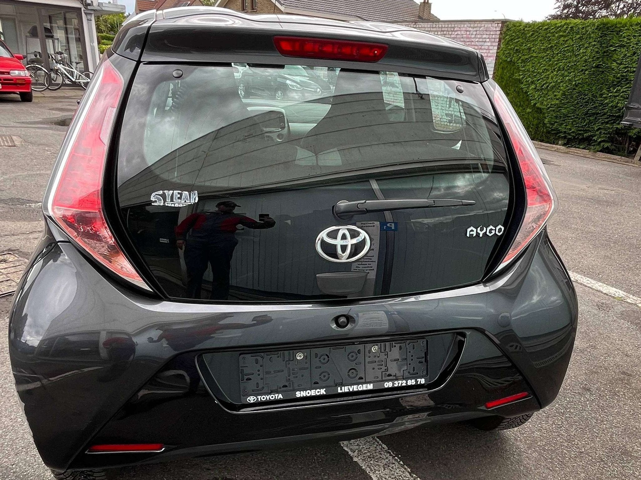 Toyota Aygo Aygo 1.0i VVT-i x-play (bj 2015), Auto's, Voorwielaandrijving, 4 zetels, Stof, Gebruikt