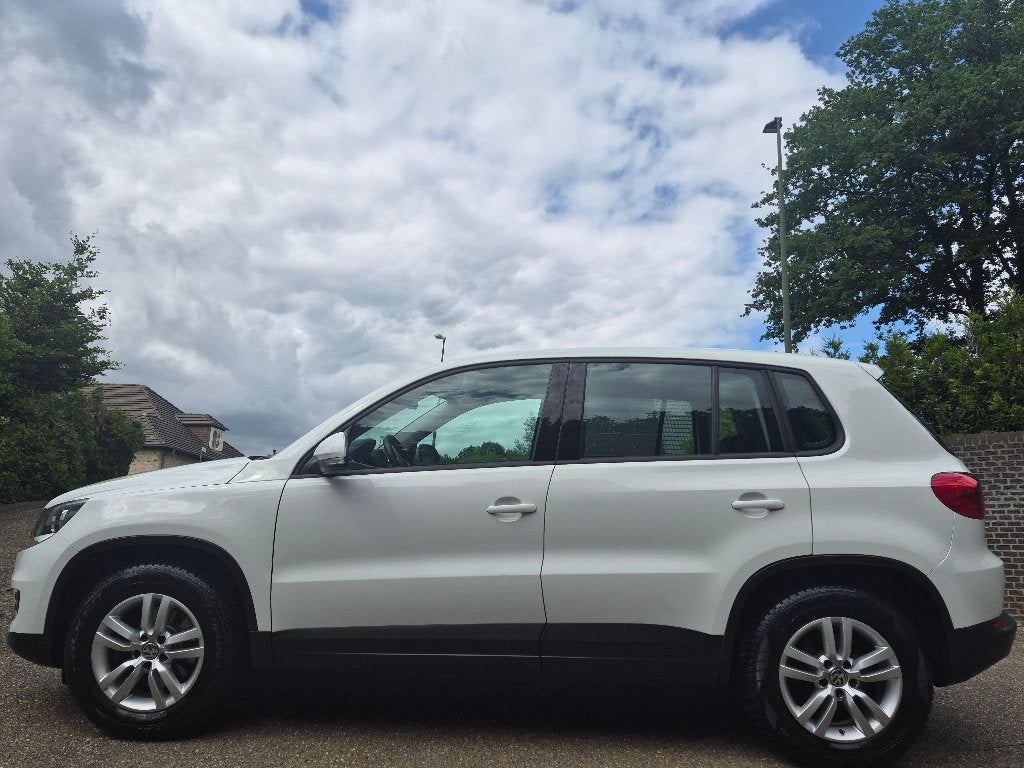 VW TIGUAN- 1.4 TSI- 125 pk- PERFECTE STAAT+GARANTIE+GEKEURD, Auto's, Voorwielaandrijving, Stof, 4 cilinders, 149 g/km