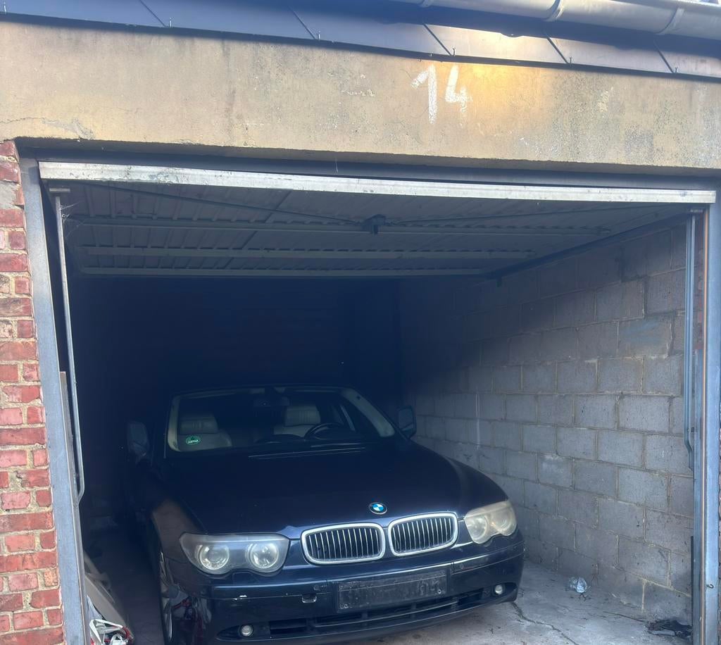BMW série 7,   730D.  3900€, Auto's, Automaat, 4 deurs, Achterwielaandrijving, Beige