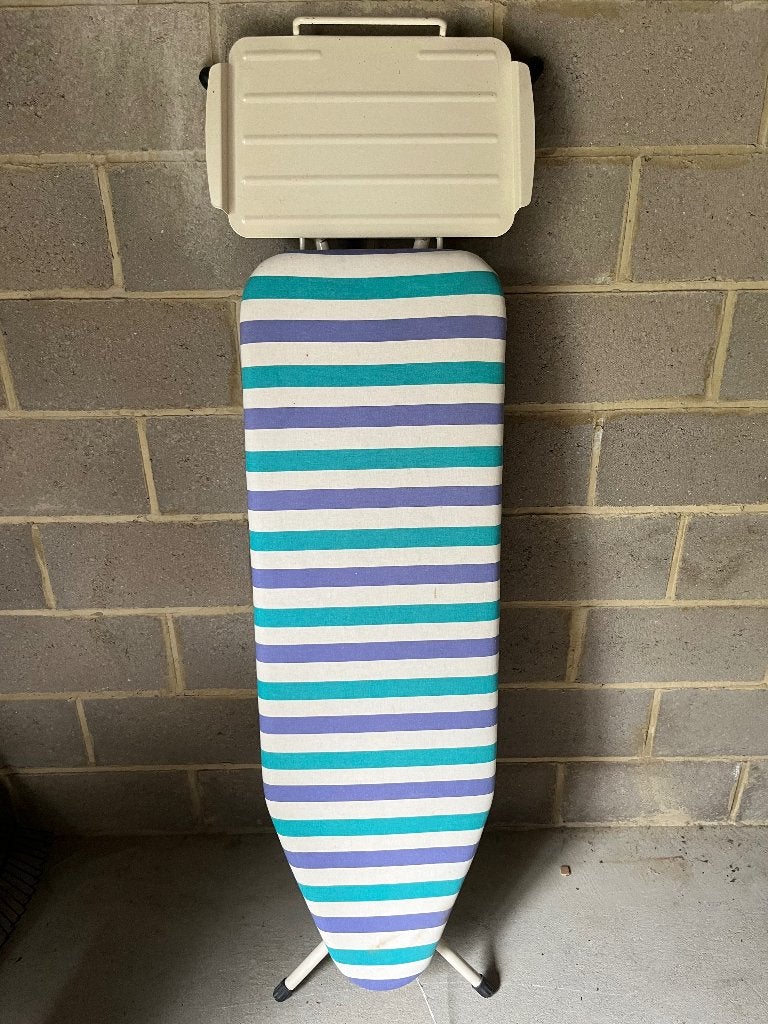 Planche à repasser Brabantia (taille B), Enlèvement, Comme neuf