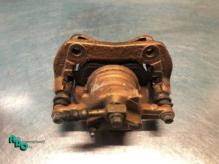 Etrier de frein (pince) avant droit d'un Opel Corsa (Corsa C, Autos : Pièces & Accessoires, Freins & Transmission, Opel, Utilisé
