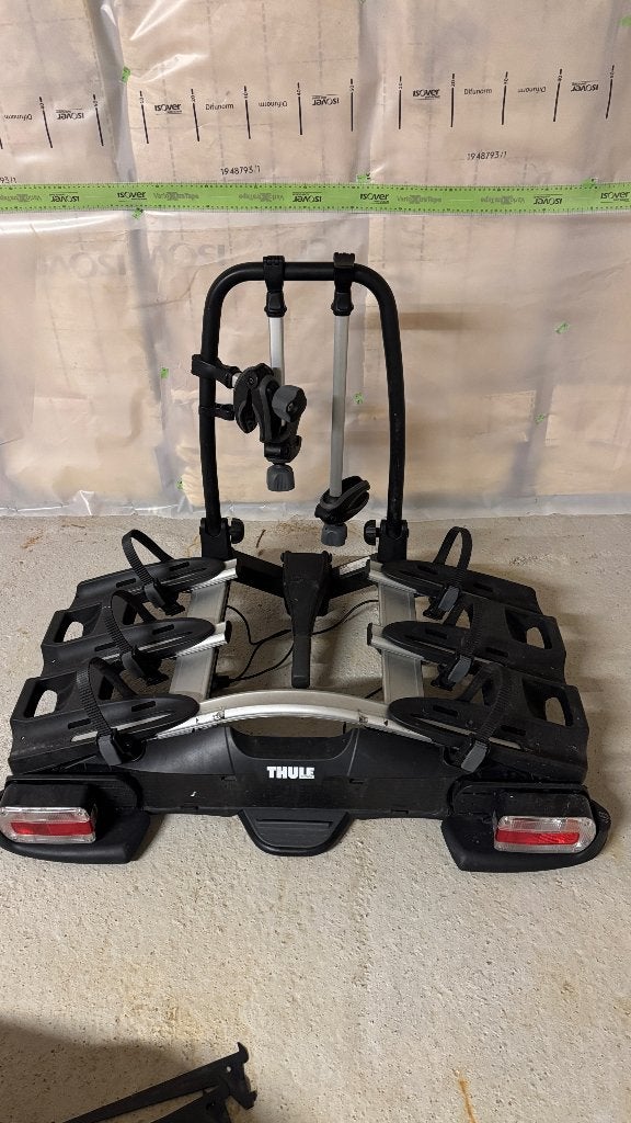 Thule VeloCompact 927 – fietsendrager voor 3 fietsen, Ophalen, Gebruikt, Fietsendrager-accessoire