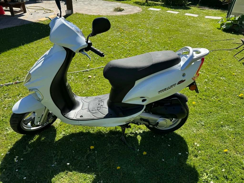 Moto scooter Kymco vitality 50 cc 25km/h, Vélos & Vélomoteurs, Kymco