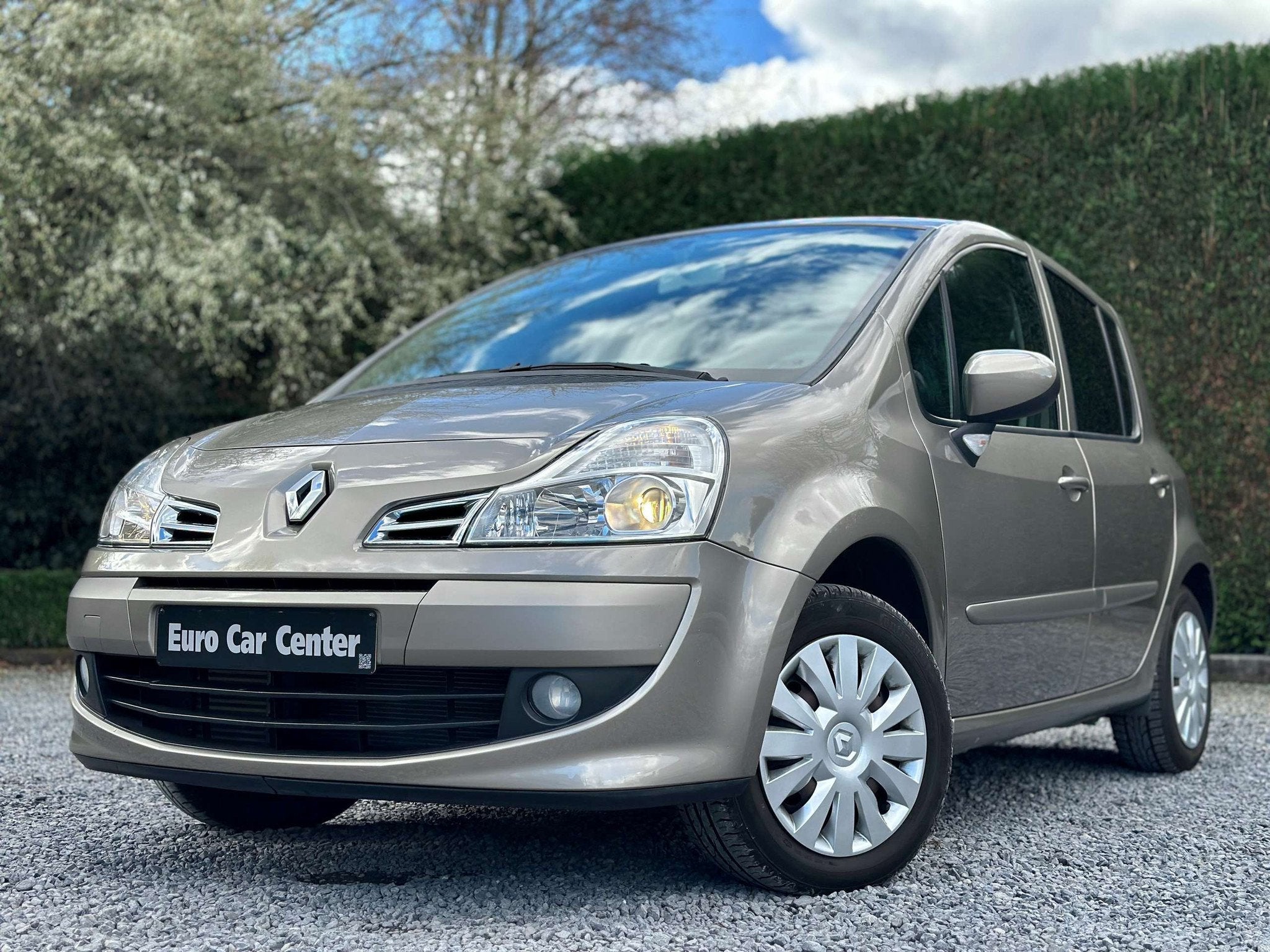 Renault Modus 1.5d / LOW KM's / WELL MAINTAINED / (bj 2011), Auto's, Renault, Voorwielaandrijving, Euro 5, Stof, Zwart