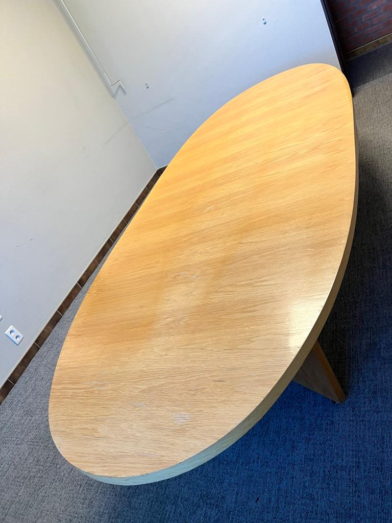 Eettafel of vergadertafel, Ophalen, Gebruikt