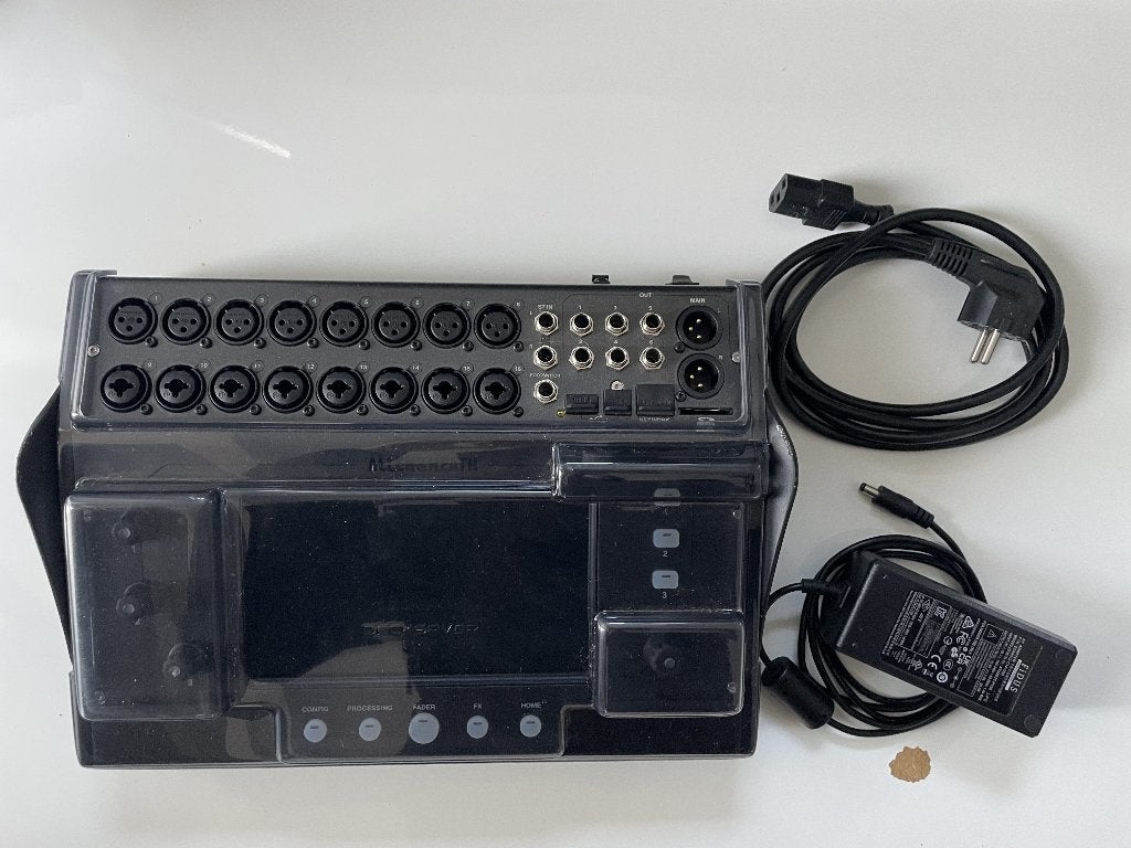 Allen & Heath CQ18T digitale mixer, Ophalen of Verzenden, Gebruikt, 10 tot 20 kanalen, Microfooningang