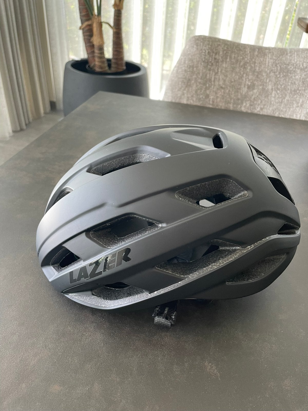Fietshelm, Ophalen, Zo goed als nieuw, M