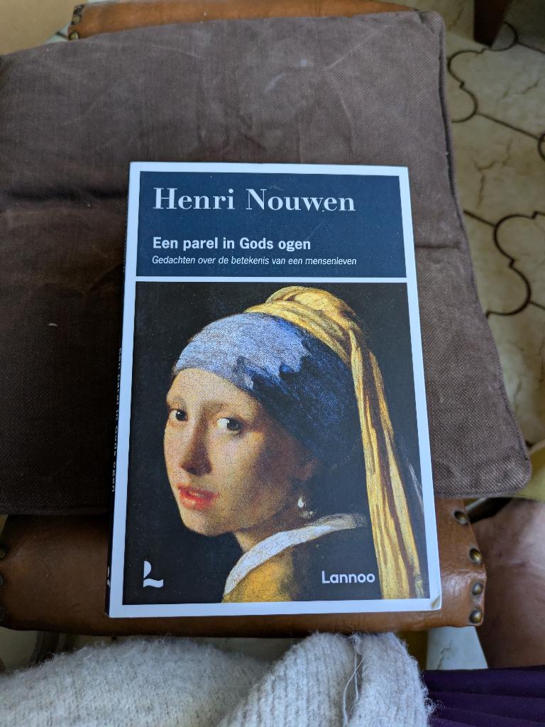 Een parel in gods ogen, Boeken, Godsdienst en Theologie, Christendom | Katholiek, Ophalen of Verzenden, Zo goed als nieuw, Henri nouwen