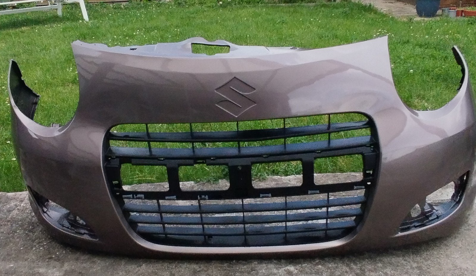 Pare-choc Suzuki alto, Suzuki