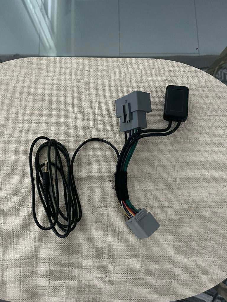 Bleuthoot adapter/aux  volvo, Autos : Divers, Carkits, Enlèvement, Comme neuf