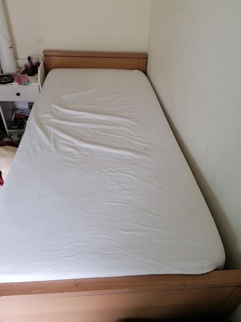 Bed massief eik en matras, Ophalen, Eenpersoons, Beige, Zo goed als nieuw