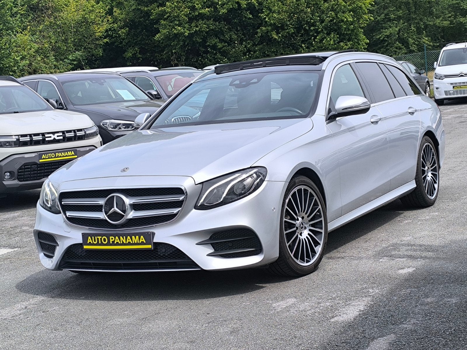 Mercedes-Benz E 220 d BOITE AUTO 9 G- PACK AMG TOIT PANO, Autos, Cuir, Achat, Euro 6, Entreprise