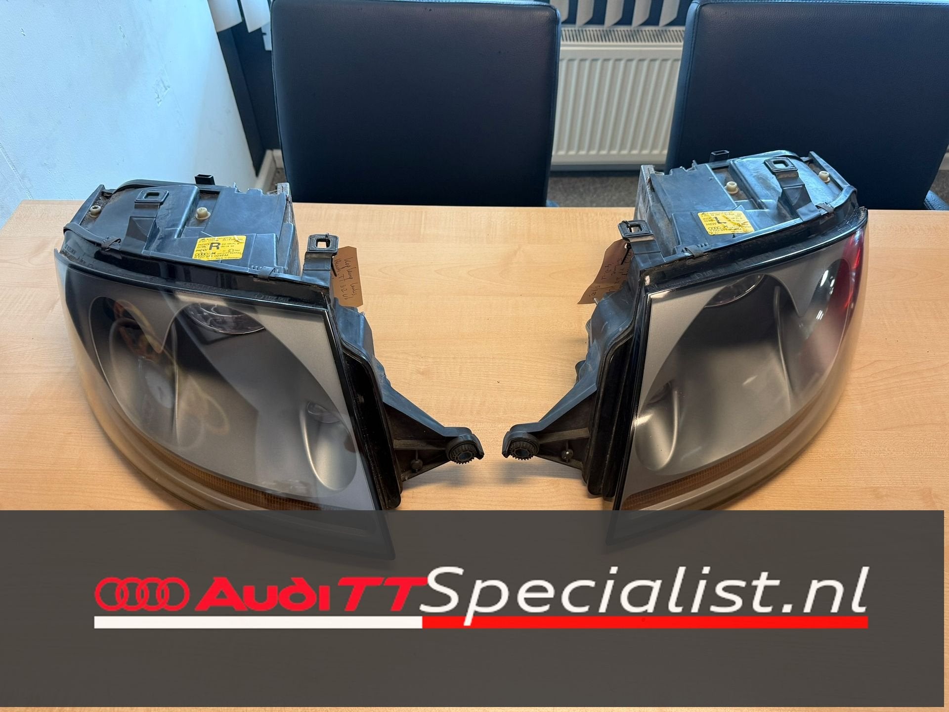 Xenon koplampset links en rechts Audi TT 3.2 V6 S-line, -, Origine de la pièce connue, Audi, Utilisé
