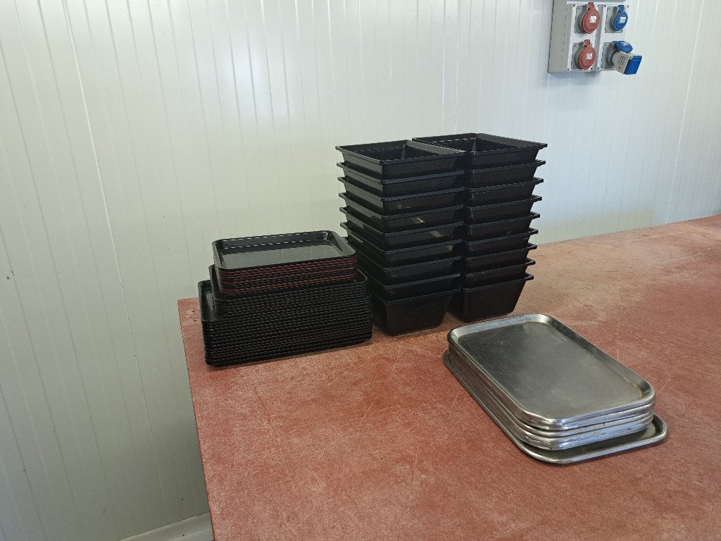 RVS snijtafel, Ophalen