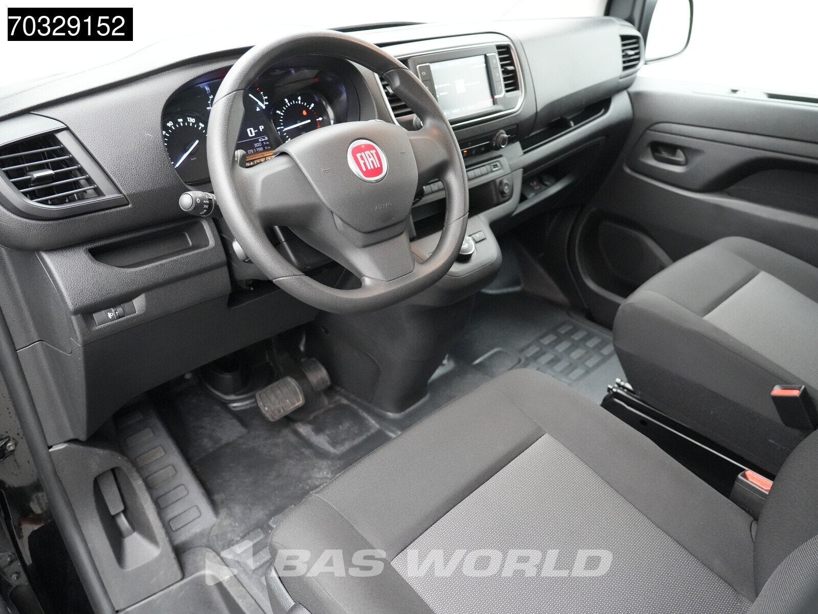 Fiat Scudo 145pk Automaat L3H1 Navi Airco Cruise Camera CarP, Auto's, Stof, 4 cilinders, Zwart, Bedrijf