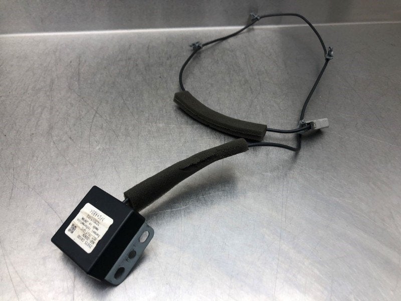 GPS ANTENNE Nissan Murano (Z51) (|25975CA100|), Gebruikt, Dhr. M. Roggen, Marinus@Japoto.nl, Stadsweg 37 37
9917 PV  WIRDUM GR., NL