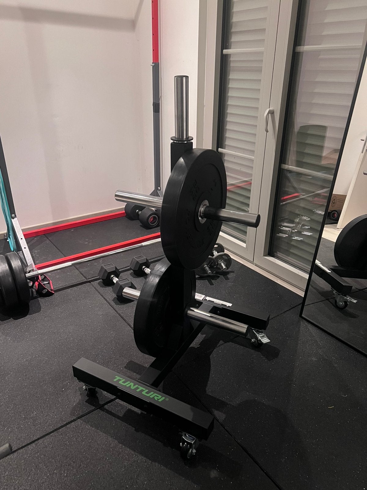 TUNTURI bumperplate rack, Sport en Fitness, Ophalen, Zo goed als nieuw