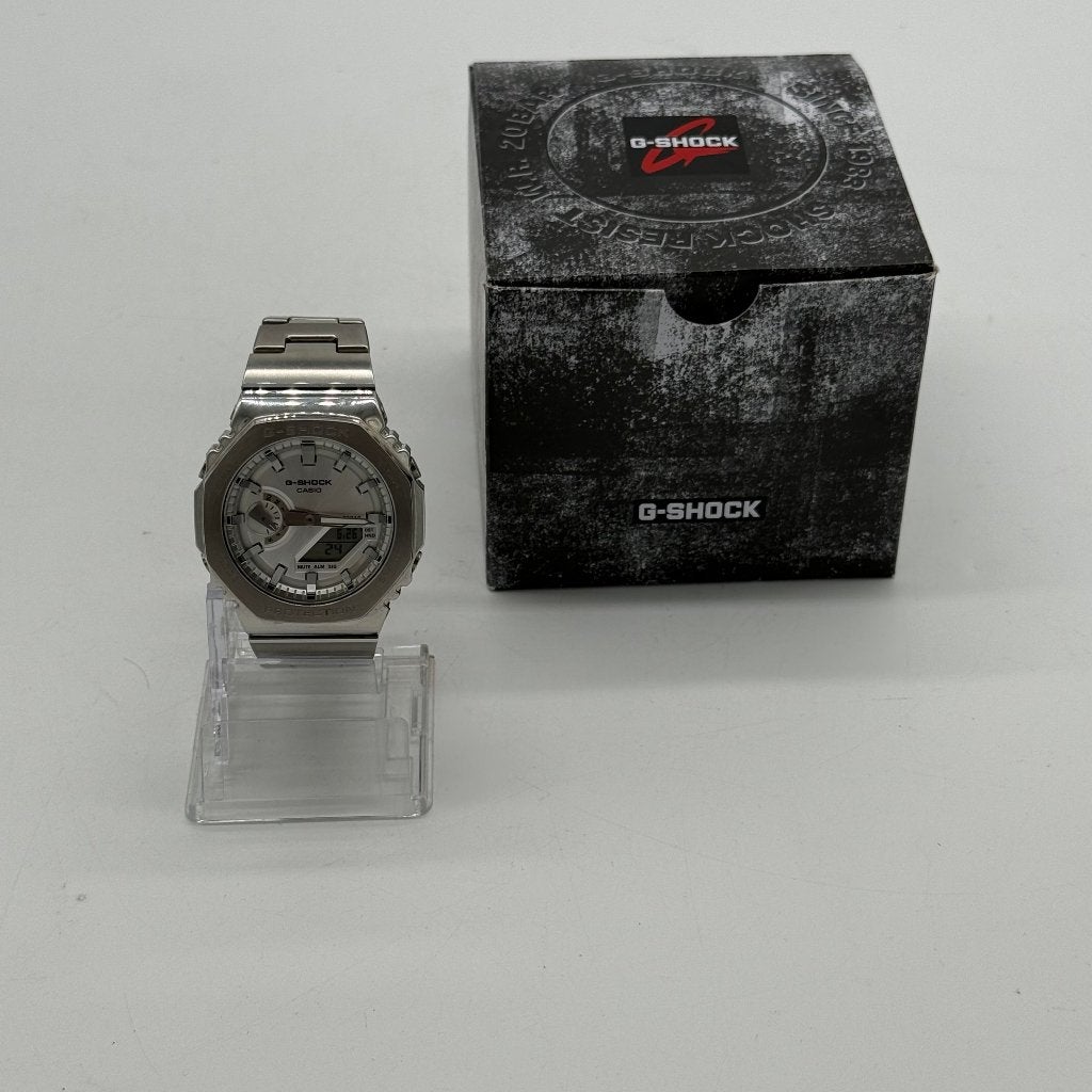 Casio G-shock GM-2110D | Zilver | ZGAN | Compleet met bon, Handtassen en Accessoires, Horloges | Heren, Zo goed als nieuw, Polshorloge