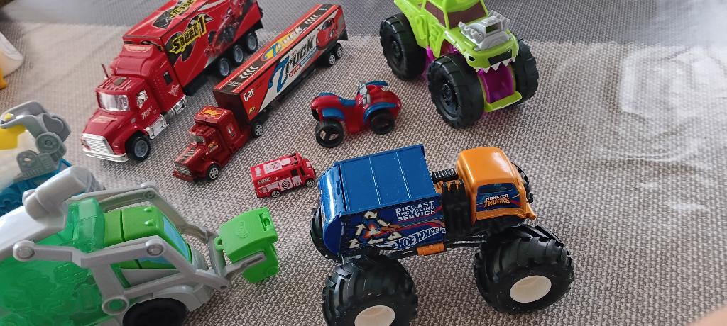 Speelgoed, auto's,  leesboeken, gezelschapsspellen, Enfants & Bébés, Jouets | Autre, Enlèvement, Comme neuf, Garçon ou Fille
