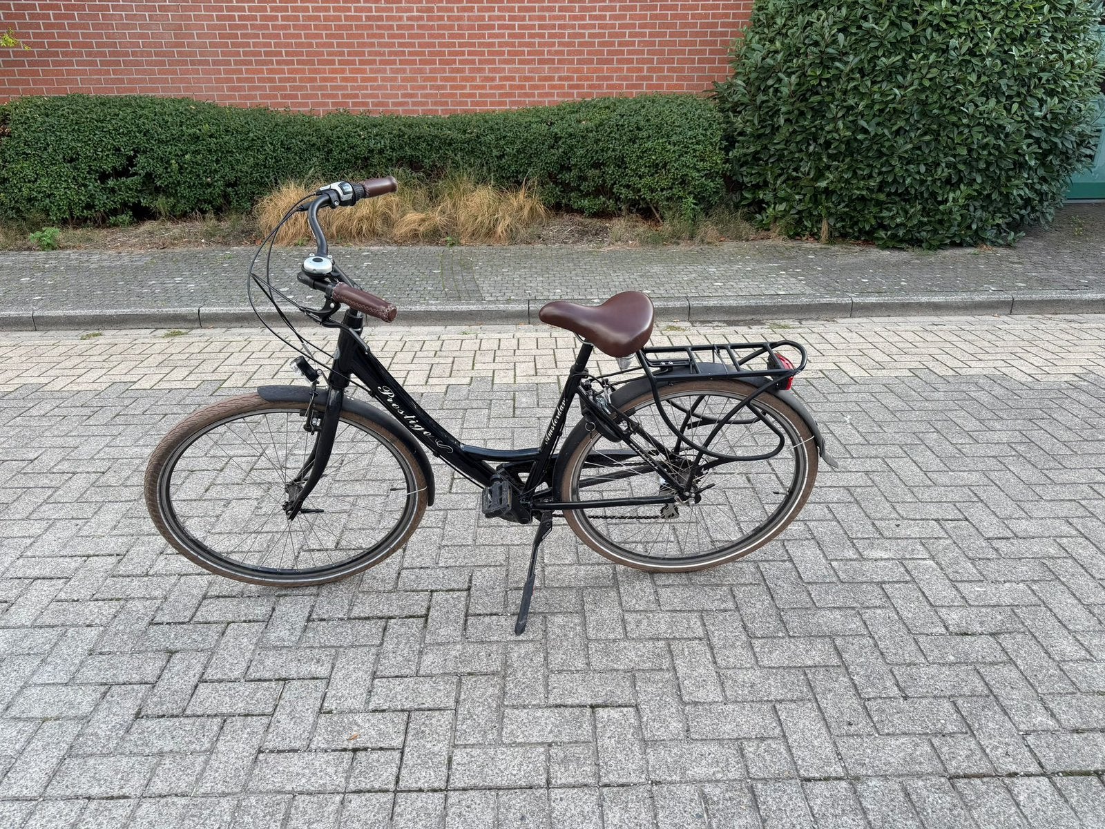 Dames fiets Prestige zwart met leder zadel en handfaten, Enlèvement, Comme neuf
