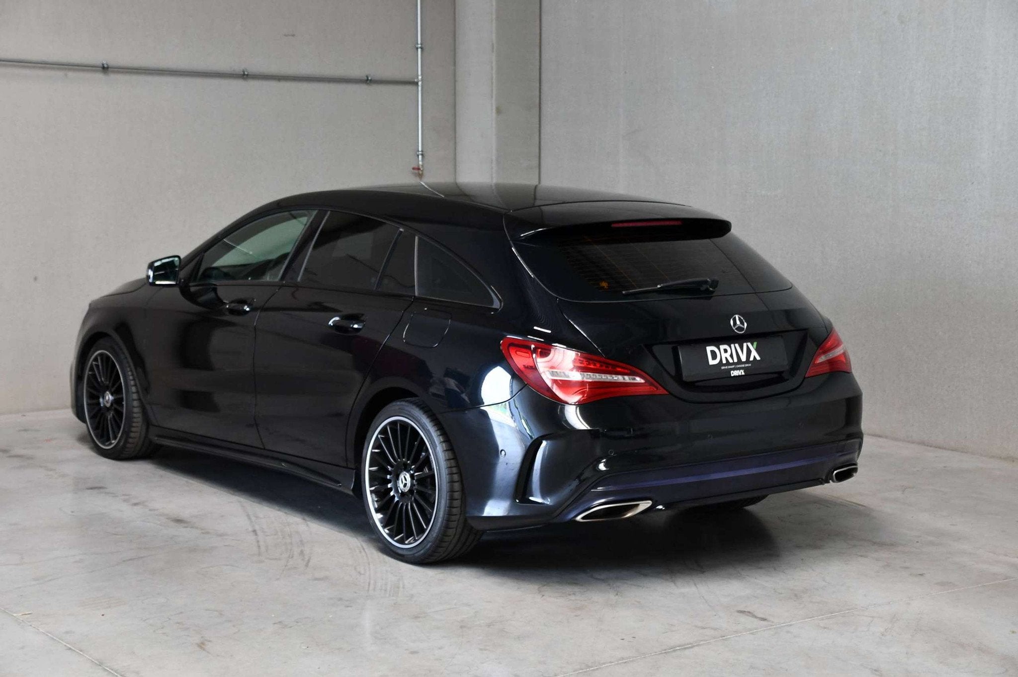 Mercedes-Benz CLA-Klasse 180 Shooting Break - AMG Line - Cru, Autos, CLA, Achat, Euro 6, Noir