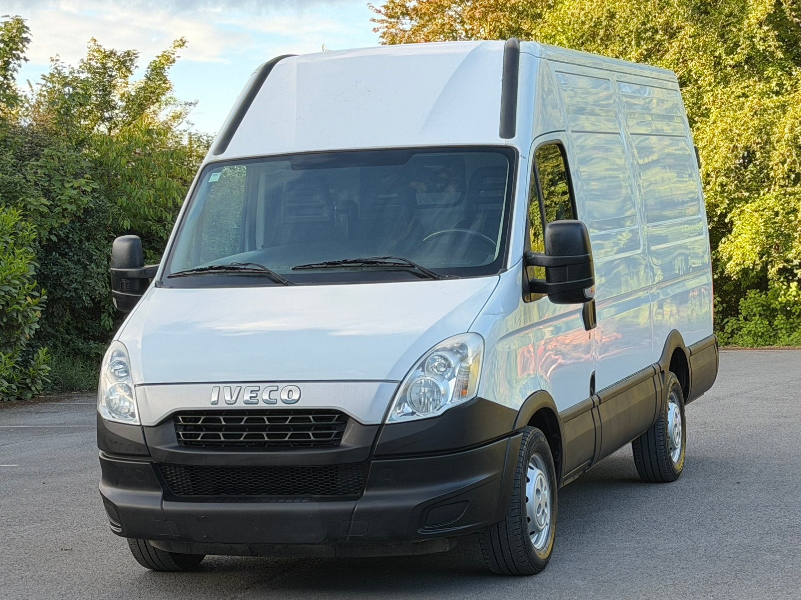 Iveco daily 2.3 HPI / 1Main - Airco - H2L2 - TVA, Euro 5, Achat, Capteur de stationnement, Entreprise
