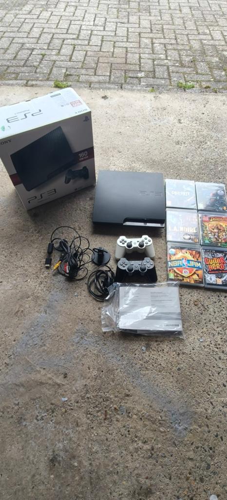 PlayStation 3 Slim 160GB + 2 Controllers + 6 Games + Doos, Games en Spelcomputers, Spelcomputers | Sony PlayStation 3, Slim, Ophalen