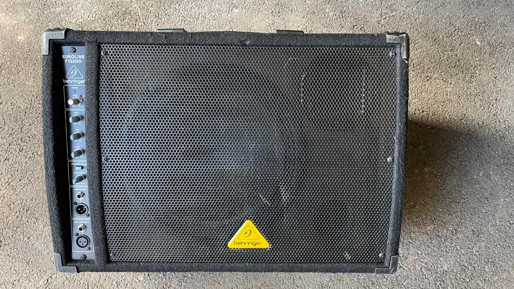 2x Behringer Eurolive F1320D, Muziek en Instrumenten, Versterkers | Keyboard, Monitor en PA, Ophalen, Gebruikt, P.A.