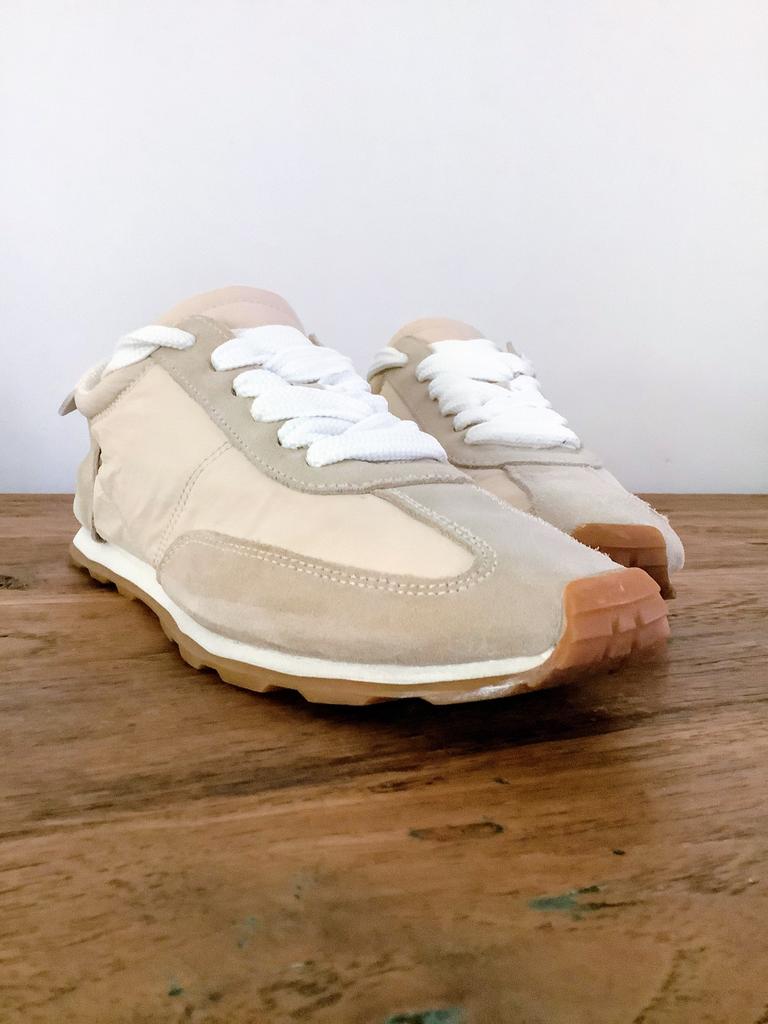Sneakers beige-wit 38, Ophalen of Verzenden, Zo goed als nieuw, Wit, Sneakers