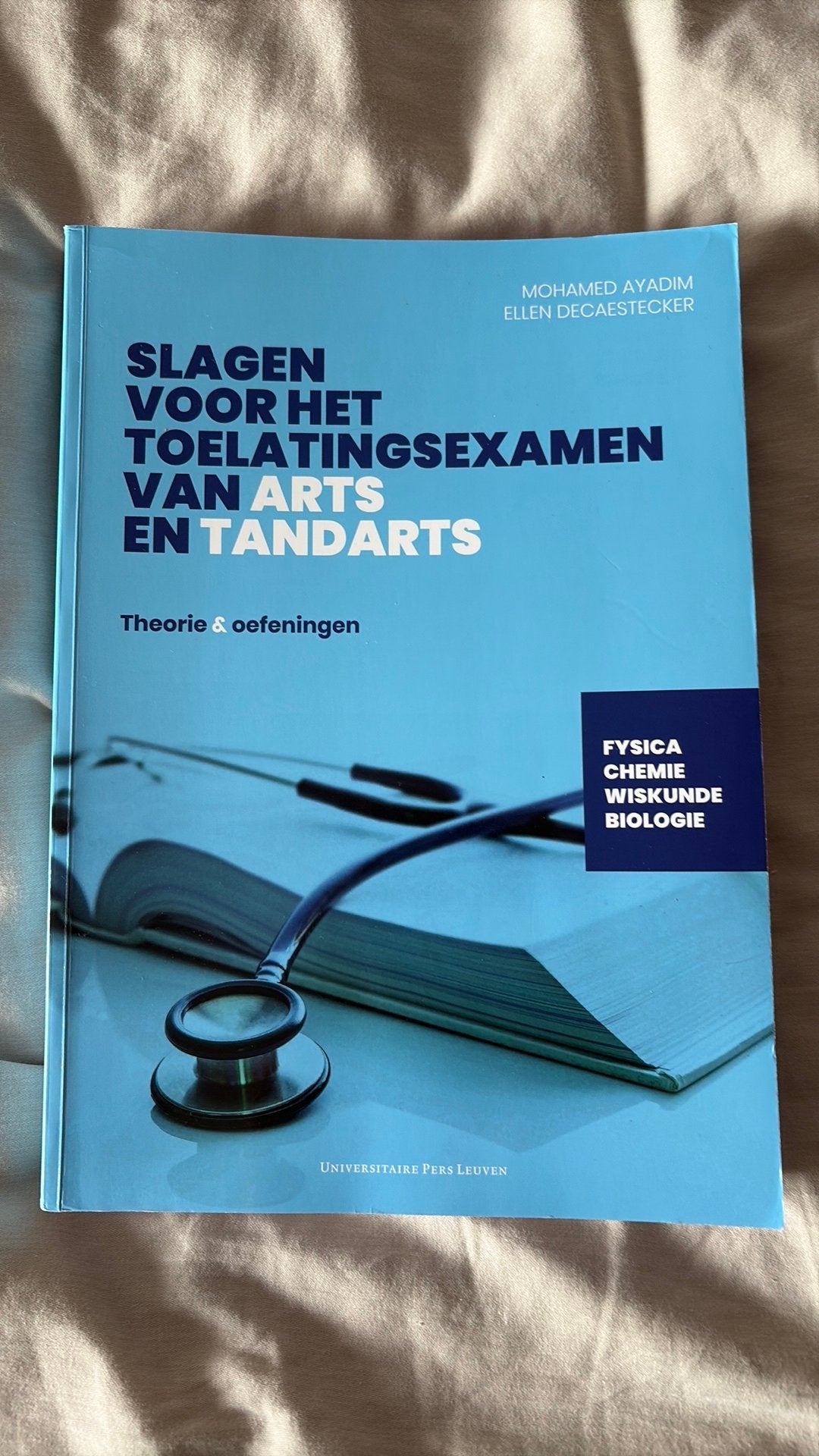 Slagen voor het toelatingsexamen van arts en tandarts, Boeken, Overige wetenschappen, Ophalen of Verzenden, Zo goed als nieuw