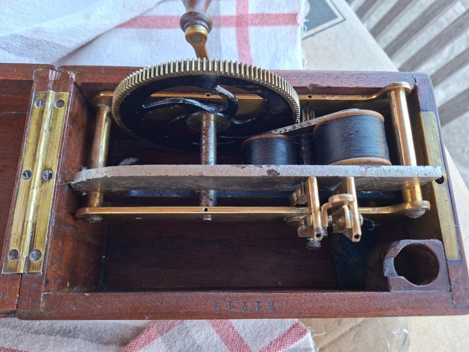 antique machine magneto électrique A.Gaiffe Paris 1870-1880, Enlèvement ou Envoi
