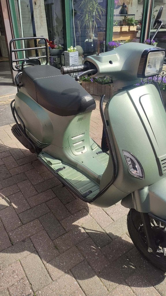 mooie a scooter, Vélos & Vélomoteurs, Scooters | Marques Autre, Overige merken, 49 cm³, Enlèvement, Utilisé
