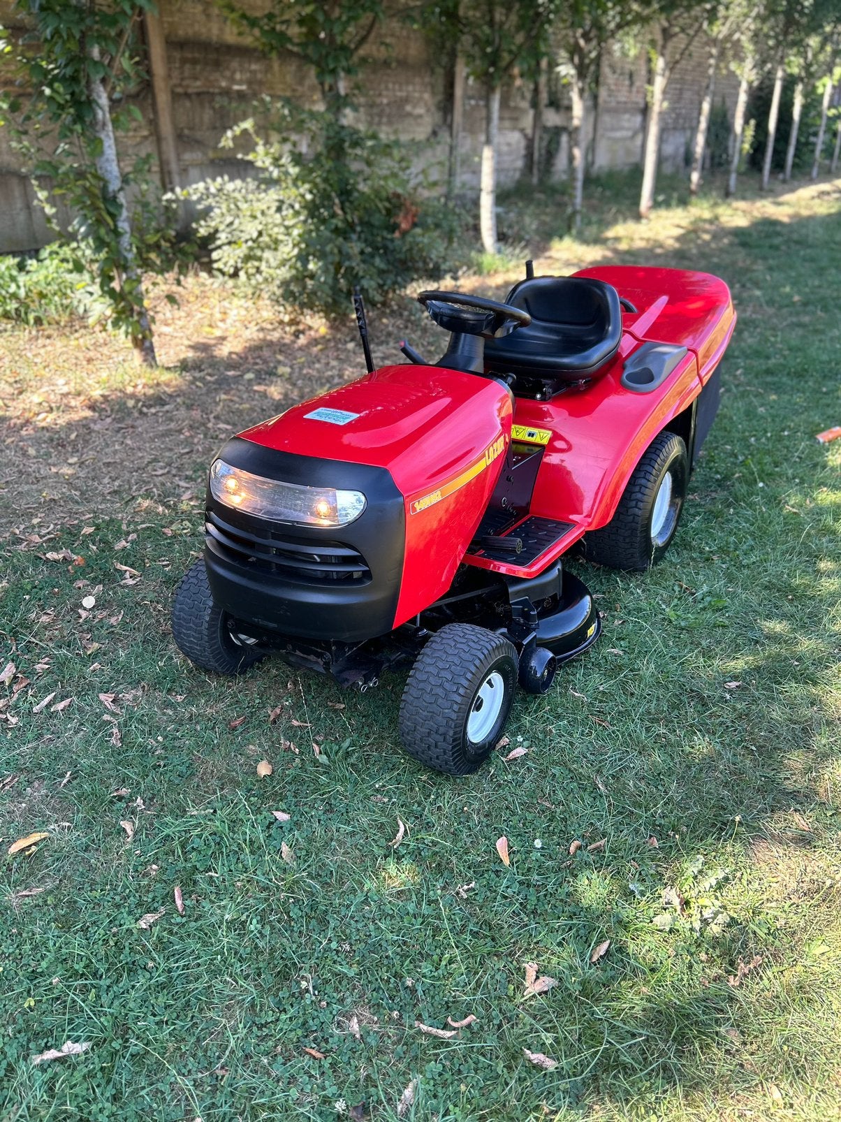 Tracteur tondeuse Lazer 14,5/92, Enlèvement, Comme neuf