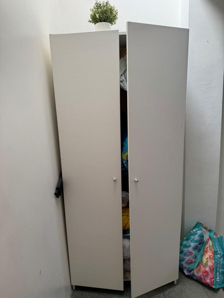 Handige opbergkast met veel ruimte - 2 Stuks, Huis en Inrichting, Kasten | Stellingkasten, Ophalen, Gebruikt