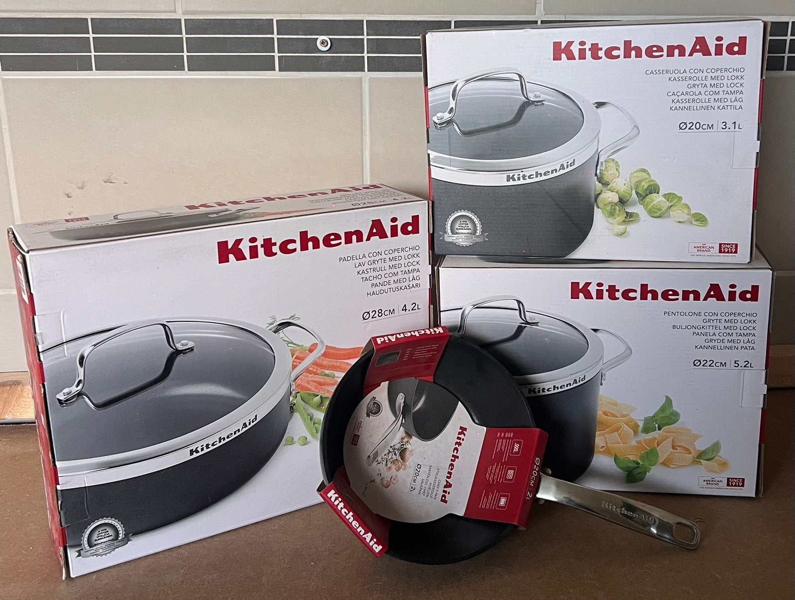 Set KitchenAid 4 stuks NIEUW, Geschikt voor inductie, Ophalen of Verzenden, Nieuw, Pannenset