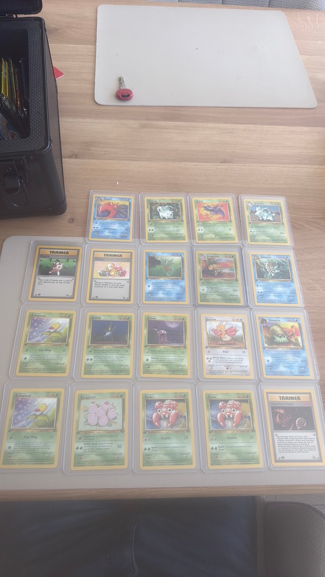 1st edition en base set kaartjes, Ophalen of Verzenden, Zo goed als nieuw