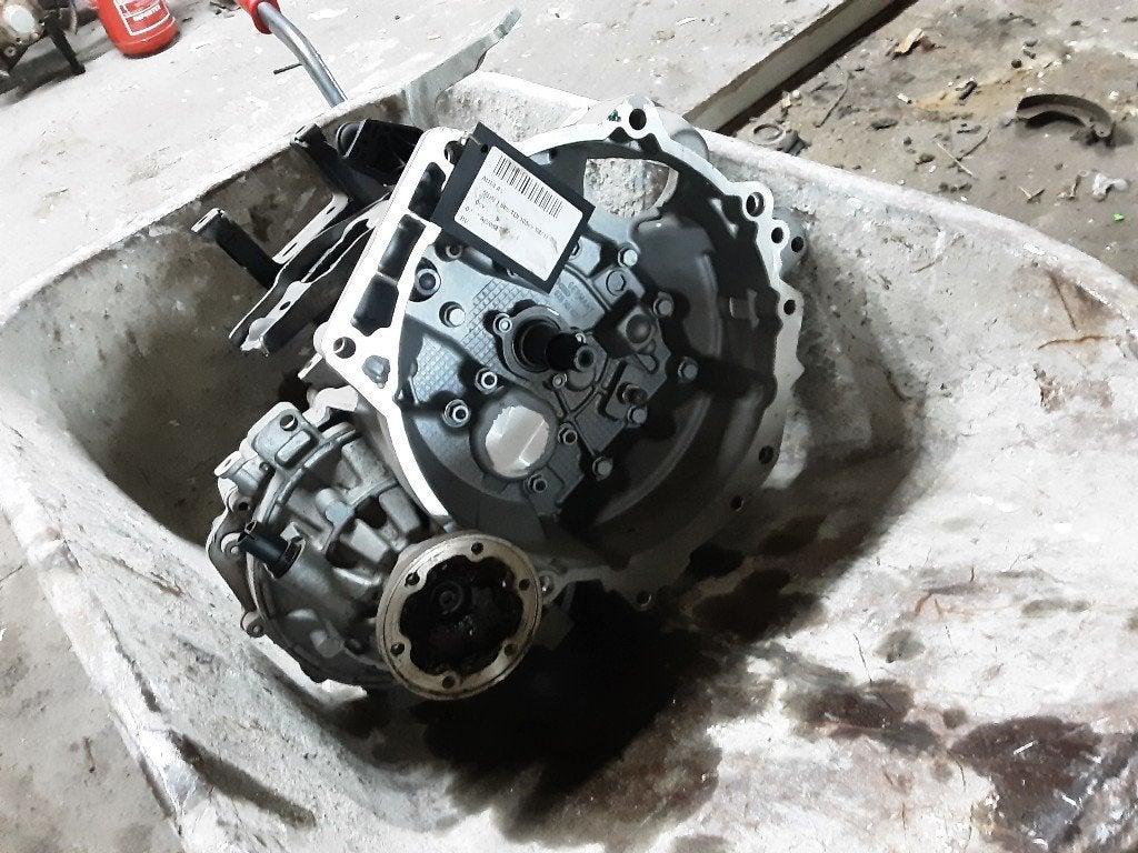 BOITE DE VITESSES Audi A3 Sportback (8PA) (01-2004/03-2013), Mevr. I. Hauben, Audi, Utilisé, Rue de l'Espoir 34 34
4030  GRIVEGNÉE, BE