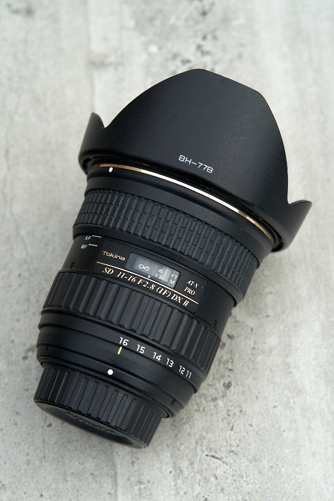 Tokina 11-16mm f/2.8 DX II (Nikon F-mount) + doos, zonnekap, Tokina, Groothoeklens, Zo goed als nieuw, Nikon F-mount