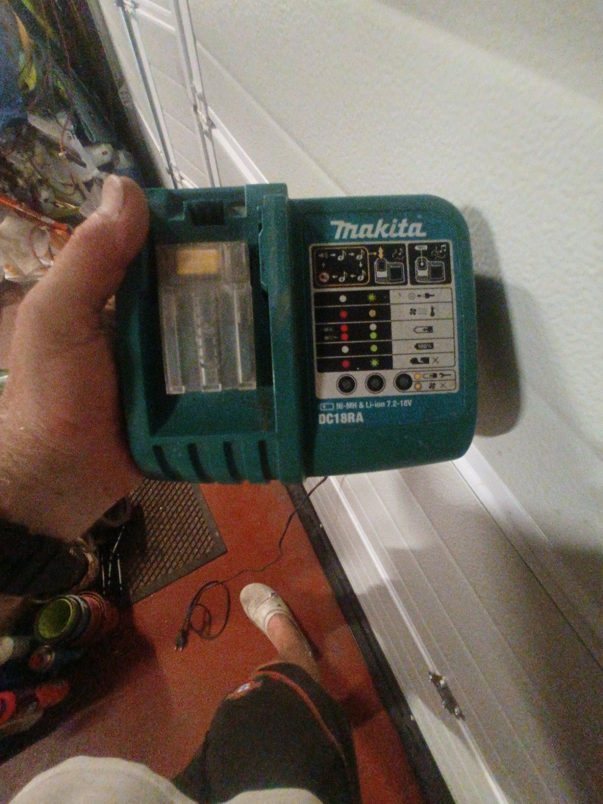 Makita lader  7,2/18 volt, Enlèvement