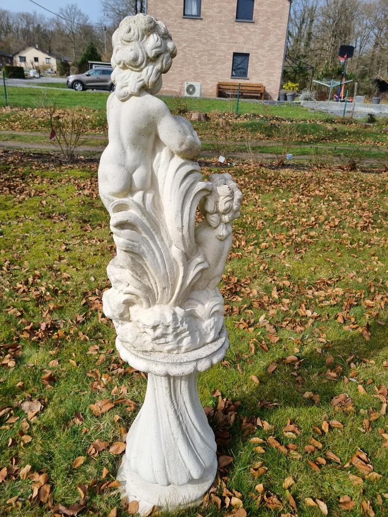 Fonteinbeeld h= +/- 1,2m, Tuin en Terras, Ophalen, Beton, Engelenbeeld