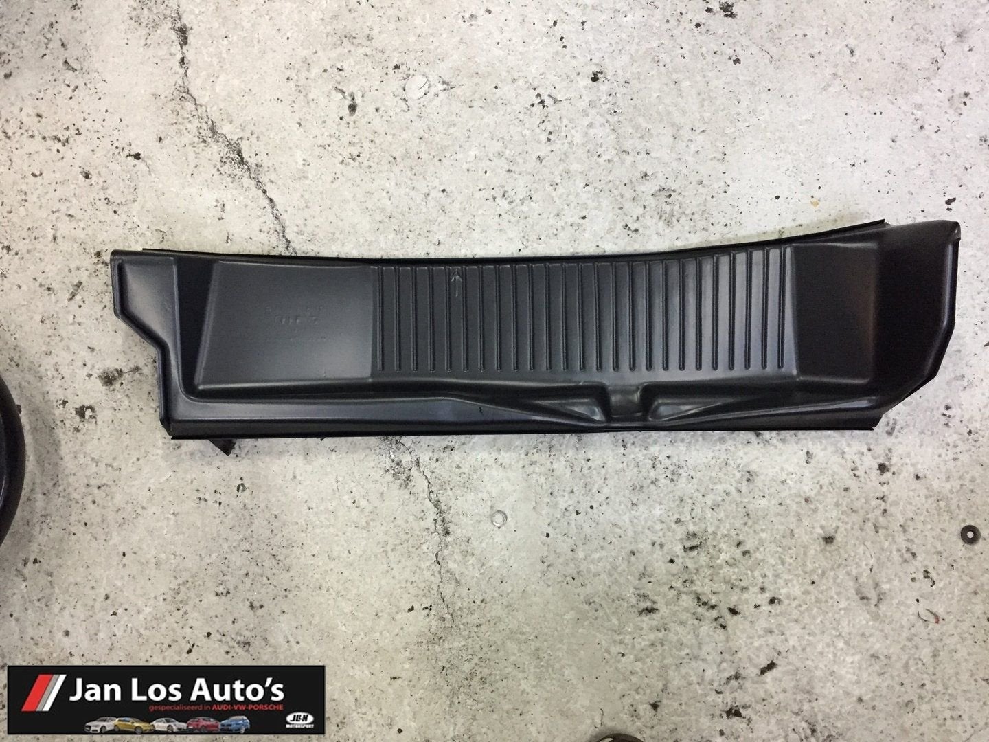 Audi 80 90  B2 ('78-'86) Coupe 811813066A parafan paravan, Gebruikt, -, Voor, -