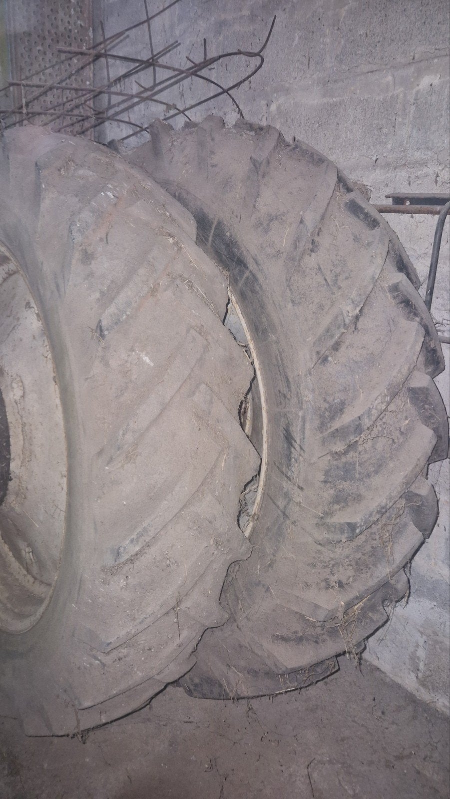 Deux Roues tracteur 13.6/ 12-48, Zakelijke goederen, Ophalen