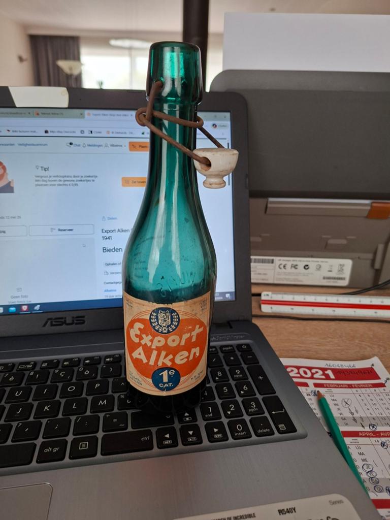 Export  Alken flesje met etiket 1941, Verzamelen, Ophalen of Verzenden, Zo goed als nieuw, Flesje(s), Overige merken